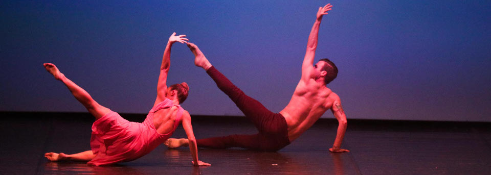 Docenti danza contemporanea in 'Estro Armonico' Giulia Sebastiani e Isaac Poldi in 'Estro Armonico'